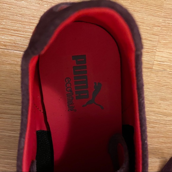 NWOT Purple PUMA Sneaker With Red Detail Size 9 - Picture 7 of 8